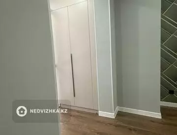 2-комнатная квартира, этаж 3 из 10, 62 м²