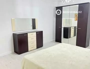 3-комнатная квартира, этаж 3 из 6, 94 м²