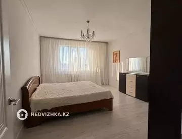 3-комнатная квартира, этаж 3 из 6, 94 м²