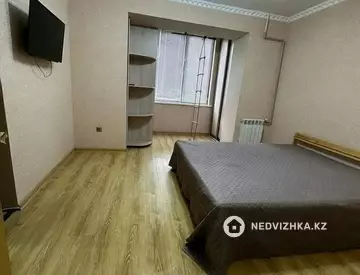 4-комнатная квартира, этаж 1 из 5, 106 м²