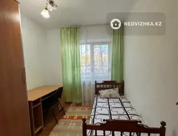 4-комнатная квартира, этаж 1 из 5, 96 м²