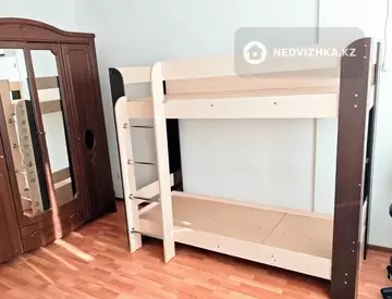 3-комнатная квартира, этаж 1 из 9, 100 м²