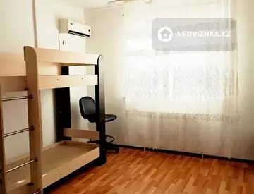 3-комнатная квартира, этаж 1 из 9, 100 м²