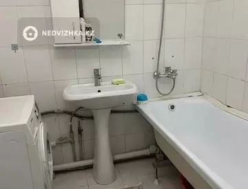 2-комнатная квартира, этаж 3 из 7, 65 м²