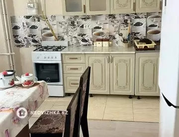 1-комнатная квартира, этаж 1 из 10, 40 м²