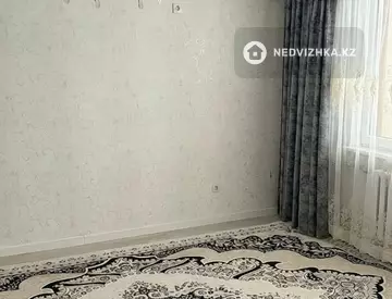 1-комнатная квартира, этаж 1 из 10, 40 м²