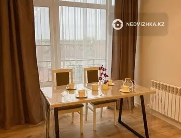 2-комнатная квартира, этаж 4 из 10, 70 м²