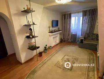 4-комнатная квартира, этаж 5 из 5, 87 м²