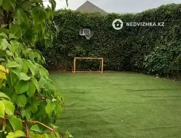 10-комнатный дом, 570 м²