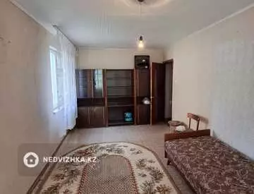 2-комнатная квартира, этаж 2 из 5, 48 м², На длительный срок