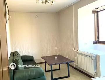 2-комнатная квартира, этаж 4 из 4, 43 м²