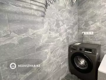 2-комнатная квартира, этаж 4 из 4, 43 м²