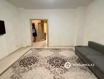 2-комнатная квартира, этаж 4 из 18, 66 м²