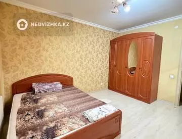 2-комнатная квартира, этаж 4 из 18, 66 м²