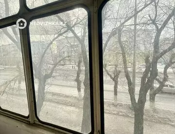 1-комнатная квартира, этаж 2 из 5, 30 м²