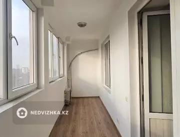 1-комнатная квартира, этаж 5 из 19, 46 м²