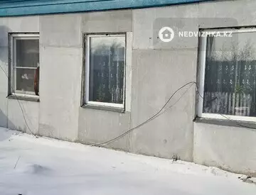 4-комнатный дом, 5 соток, 49 м²