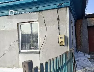 4-комнатный дом, 5 соток, 49 м²