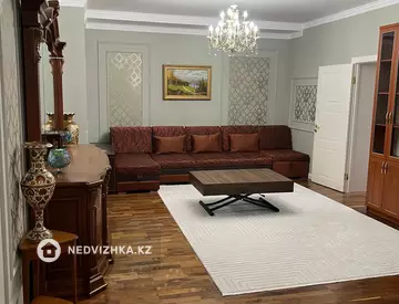 3-комнатная квартира, этаж 6 из 12, 140 м²