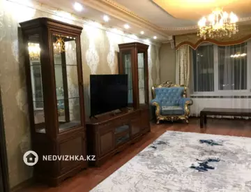3-комнатная квартира, этаж 14 из 17, 117 м²