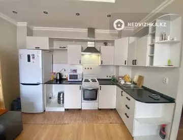 2-комнатная квартира, этаж 10 из 14, 40 м²