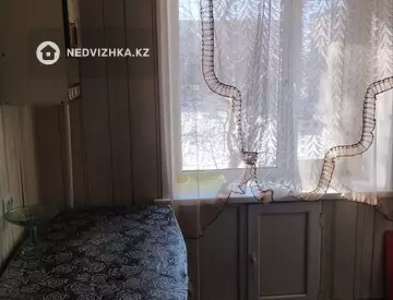 2-комнатная квартира, этаж 2 из 5, 58 м²