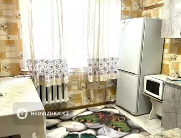 2-комнатная квартира, этаж 5 из 5, 58 м², На длительный срок