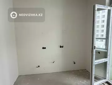 1-комнатная квартира, этаж 4 из 9, 39 м²