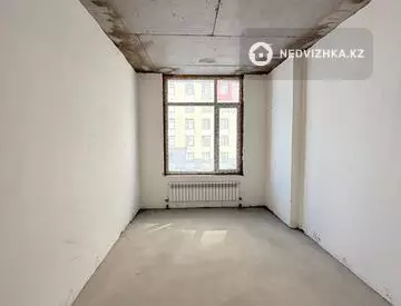 3-комнатная квартира, этаж 4 из 9, 75 м²