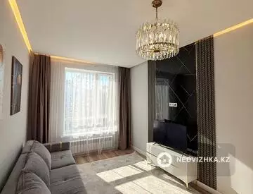 2-комнатная квартира, этаж 9 из 10, 40 м²