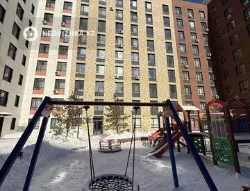 2-комнатная квартира, этаж 9 из 10, 40 м²