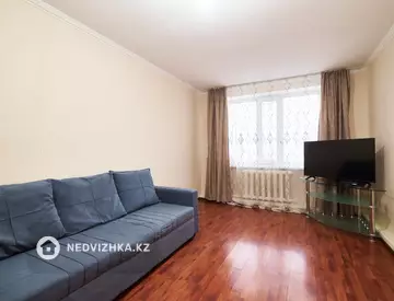 2-комнатная квартира, этаж 3 из 4, 42 м²