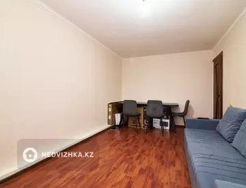 2-комнатная квартира, этаж 3 из 4, 42 м²