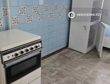 2-комнатная квартира, этаж 3 из 5, 54 м²