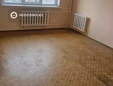 2-комнатная квартира, этаж 3 из 5, 54 м²