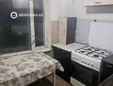 3-комнатная квартира, этаж 4 из 5, 62 м²