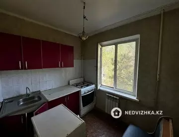 3-комнатная квартира, этаж 3 из 5, 62 м²