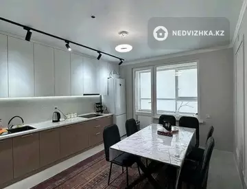 1-комнатная квартира, этаж 2 из 12, 44 м²