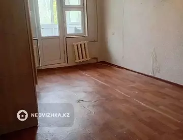 1-комнатная квартира, этаж 3 из 5, 33 м²