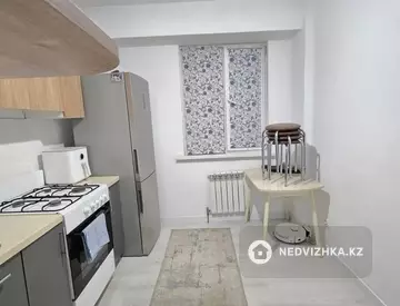 2-комнатная квартира, этаж 3 из 9, 57 м²