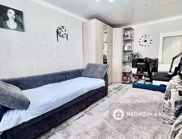 2-комнатная квартира, этаж 9 из 9, 51 м²