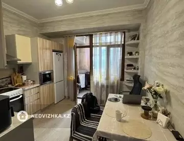 1-комнатная квартира, этаж 12 из 12, 45 м²