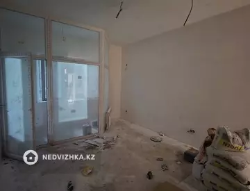 1-комнатная квартира, этаж 1 из 12, 27 м²