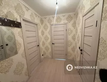 1-комнатная квартира, этаж 1 из 5, 38 м²