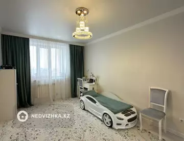 2-комнатная квартира, этаж 6 из 10, 81 м²