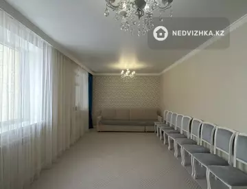 2-комнатная квартира, этаж 6 из 10, 81 м²