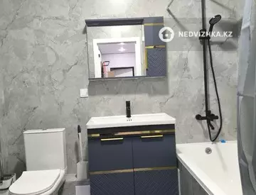 2-комнатная квартира, этаж 13 из 13, 60 м², На длительный срок