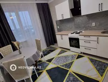 1-комнатная квартира, этаж 9 из 9, 38 м²