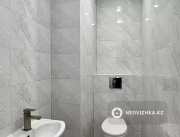 4-комнатная квартира, этаж 4 из 13, 95 м²