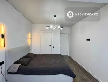 4-комнатная квартира, этаж 4 из 13, 95 м²